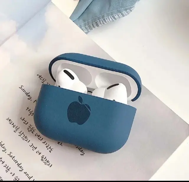 AirPods